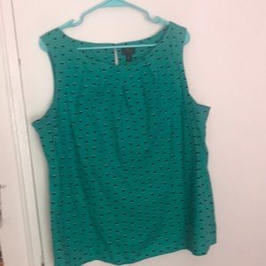 sleeveless blouse